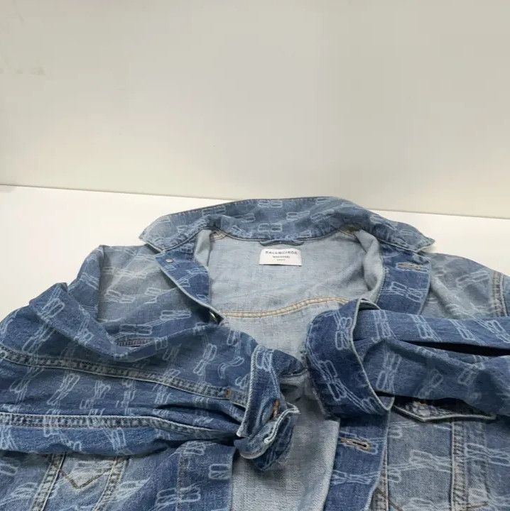 Balenciaga Balenciaga Logo Denim Jacket for Men and Women Size US XS / EU 42 / 0 - 10 Thumbnail