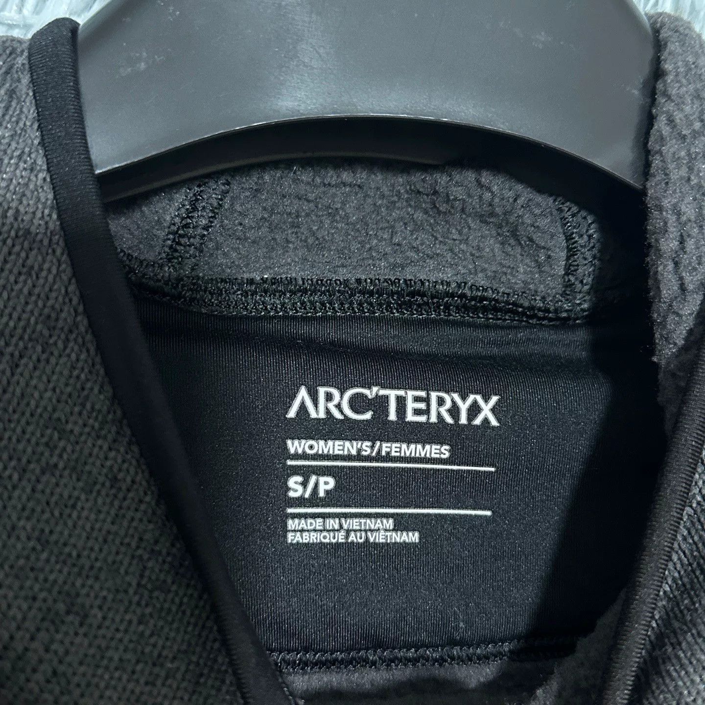 Arc'teryx arcteryx covert pullover hoodie black size small Size US S / EU 44-46 / 1 - 4 Thumbnail