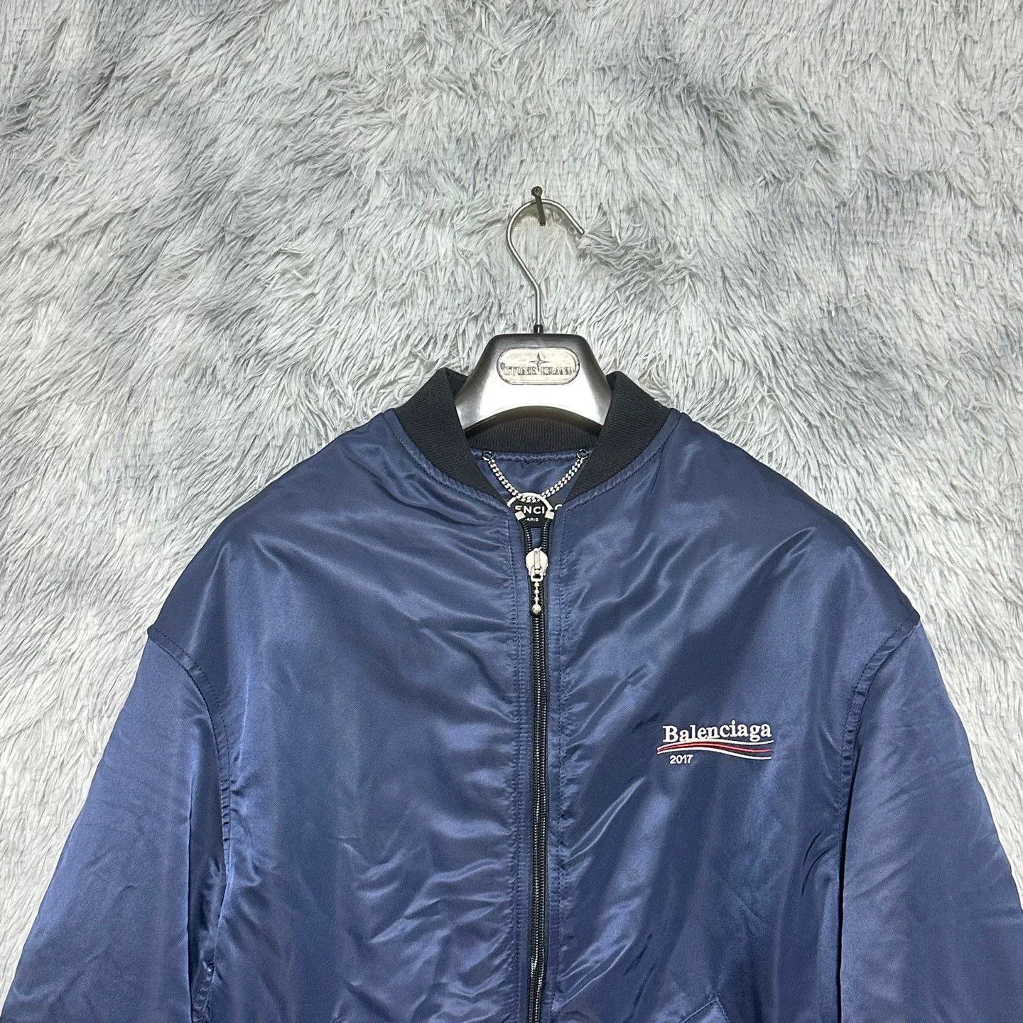 Balenciaga balenciaga embroidered bomber jacket in deep blue Size US L / EU 52-54 / 3 - 3 Thumbnail