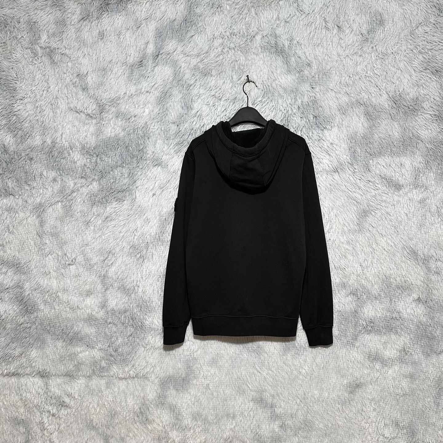 Stone Island stone island black hooded sweatshirt size M Size US M / EU 48-50 / 2 - 2 Thumbnail