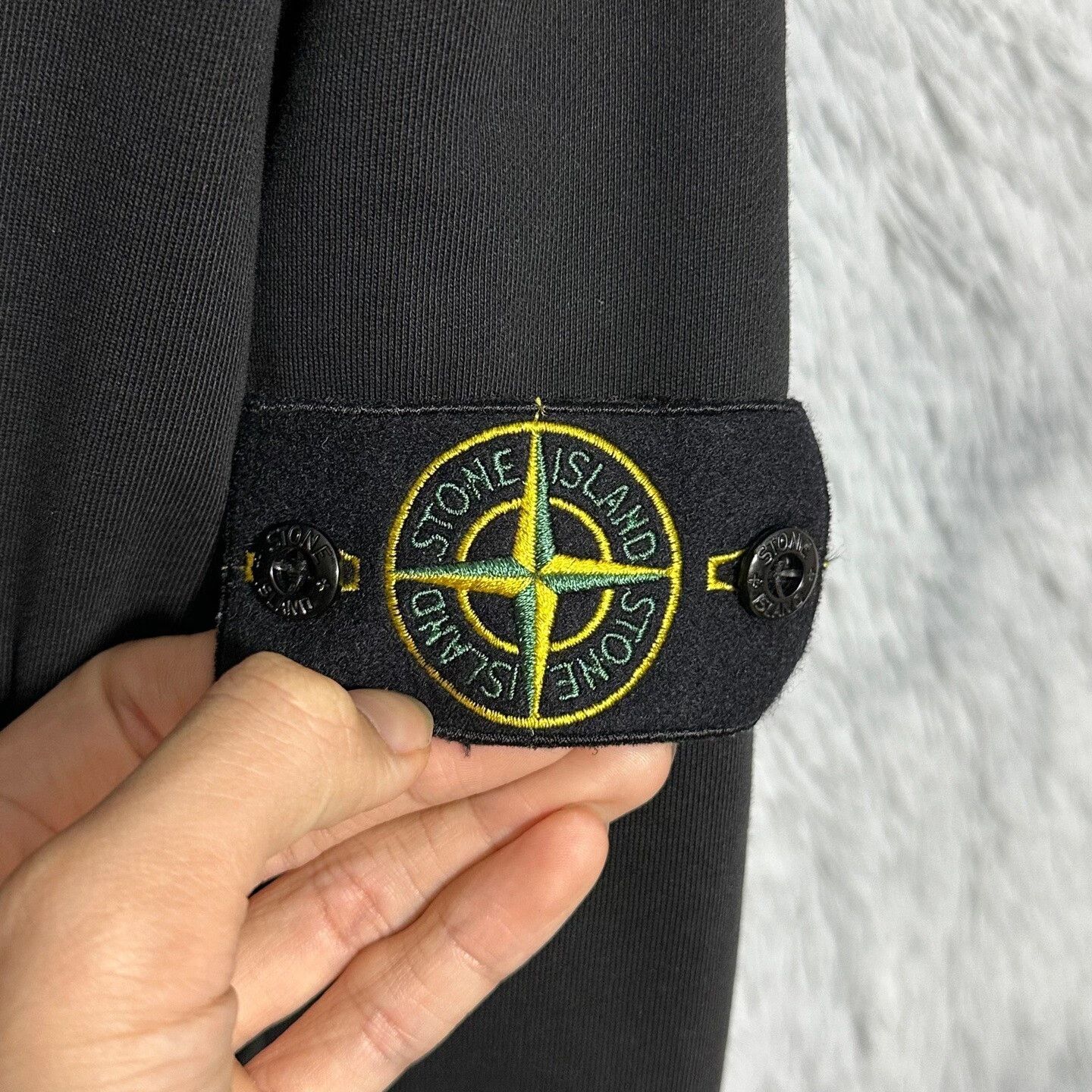 Stone Island stone island black hooded sweatshirt size M Size US M / EU 48-50 / 2 - 4 Thumbnail