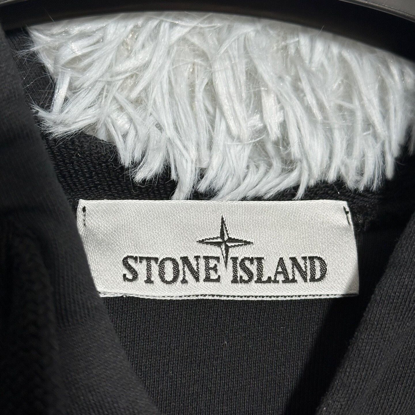 Stone Island stone island zip-up jacket in black Size US L / EU 52-54 / 3 - 4 Thumbnail