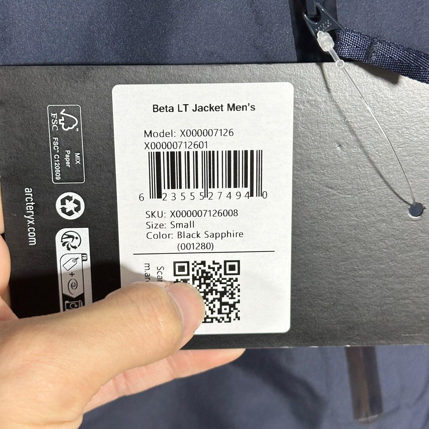 Arc'teryx Arcteryx Beta LT Jacket Hooded Shell Coat Size US S / EU 44-46 / 1 - 5 Thumbnail