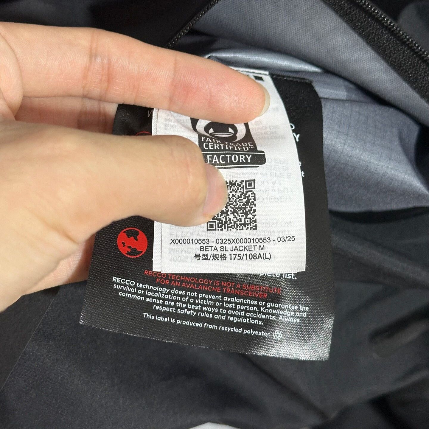 Arc'teryx Arcteryx Beta SL Jacket Black Hooded Outerwear Size US L / EU 52-54 / 3 - 6 Thumbnail