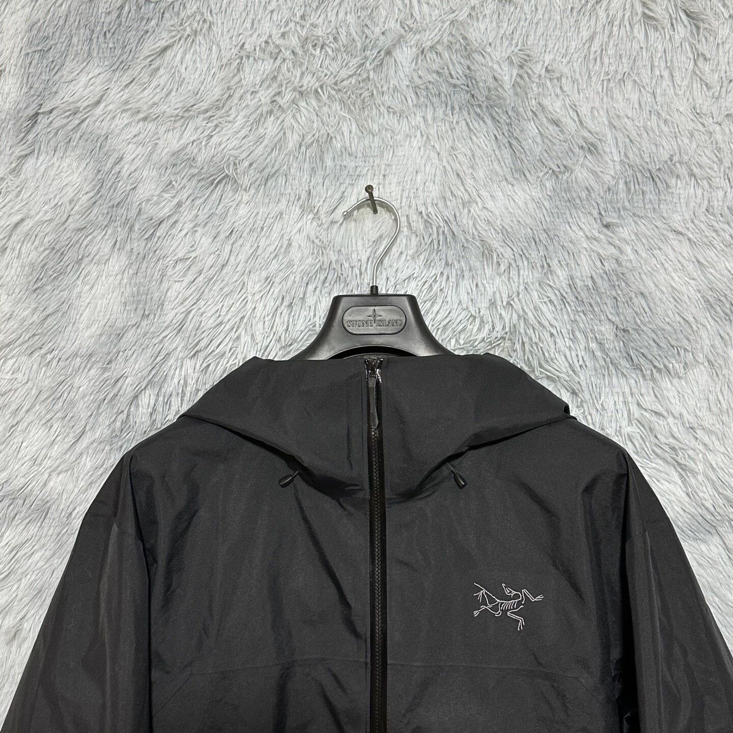 Arc'teryx Arcteryx Beta SL Jacket Black Hooded Outerwear Size US L / EU 52-54 / 3 - 2 Thumbnail