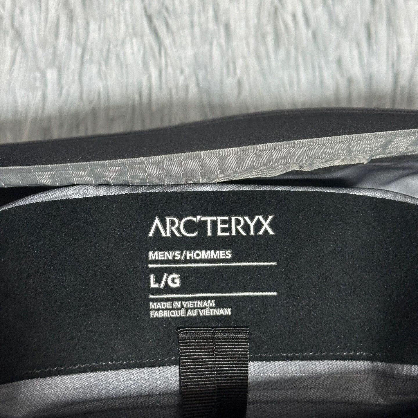 Arc'teryx Arcteryx Beta SL Jacket Black Hooded Outerwear Size US L / EU 52-54 / 3 - 5 Thumbnail