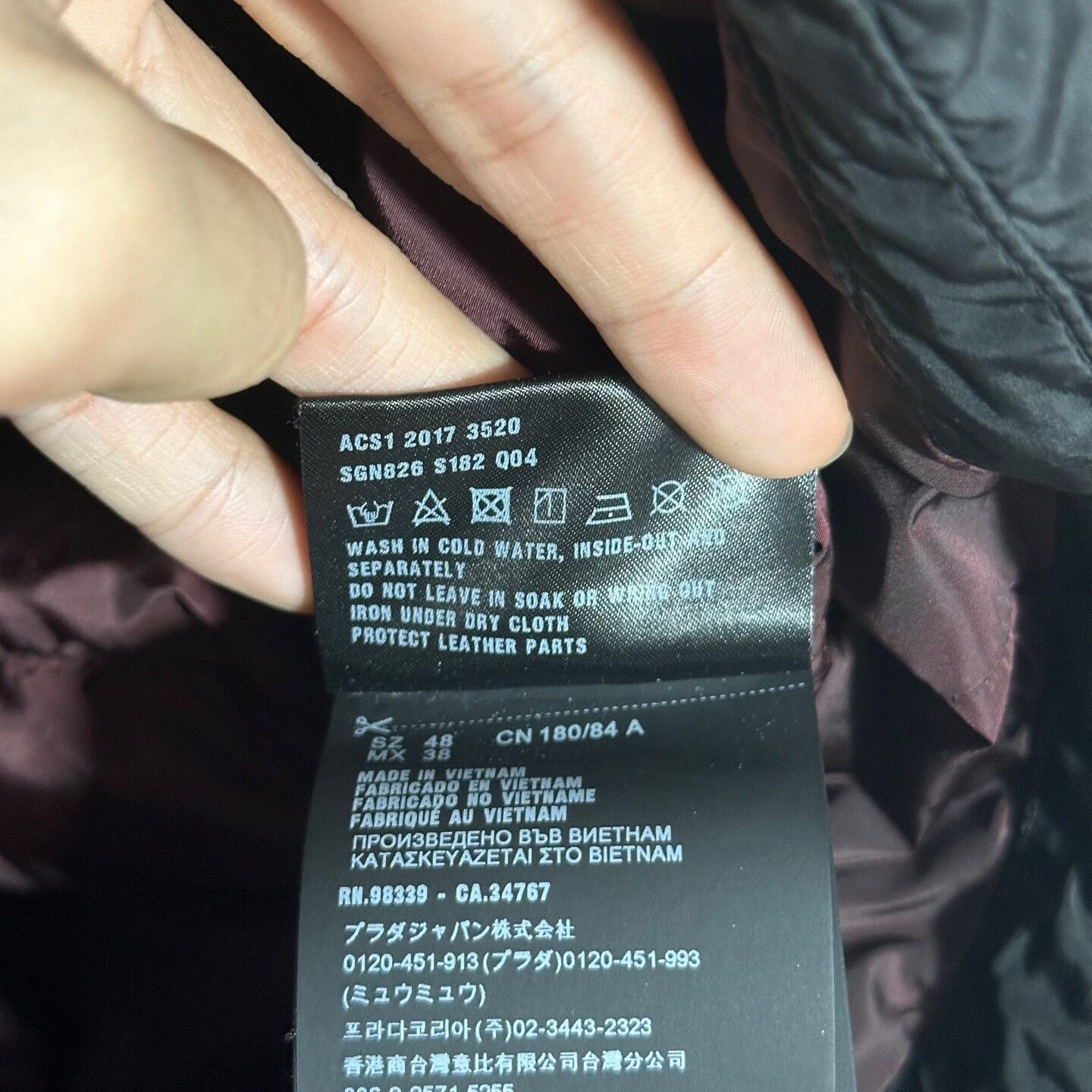 Prada prada black down jacket with logo Size US L / EU 52-54 / 3 - 8 Thumbnail