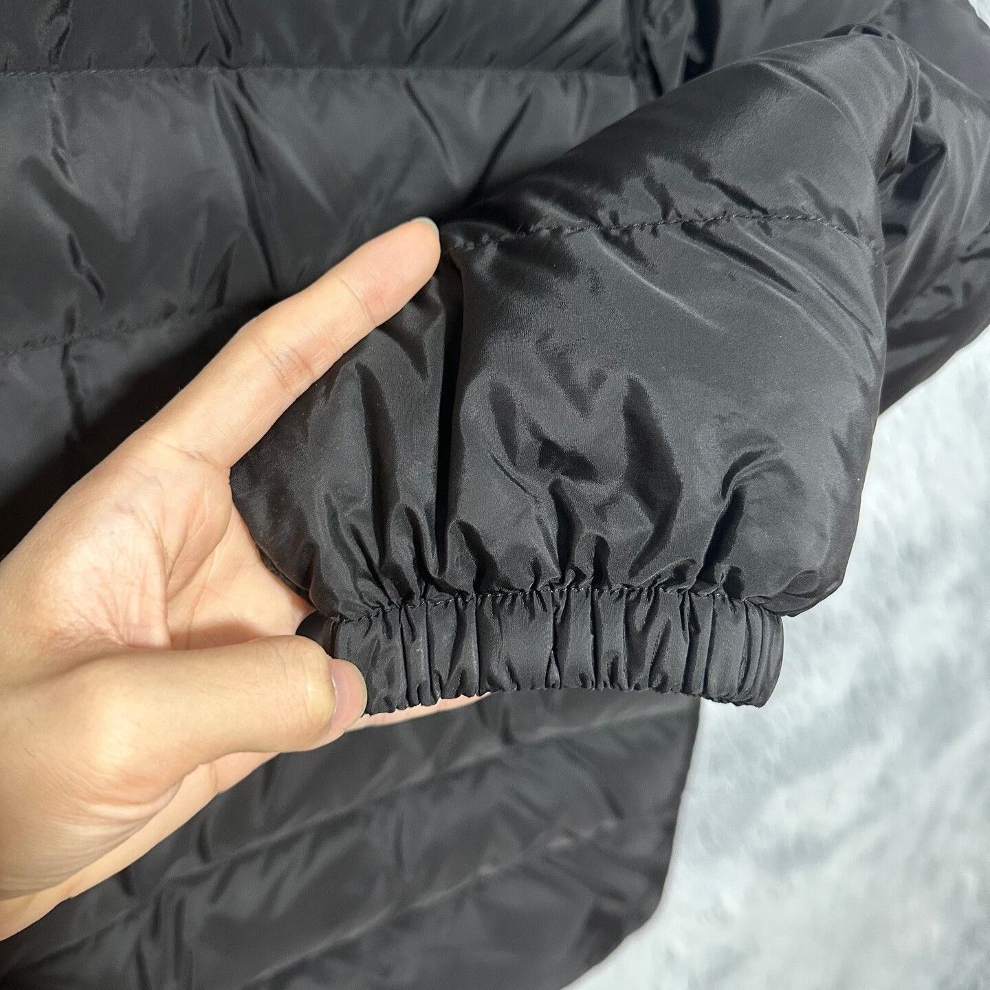 Prada prada black down jacket with logo Size US L / EU 52-54 / 3 - 9 Thumbnail