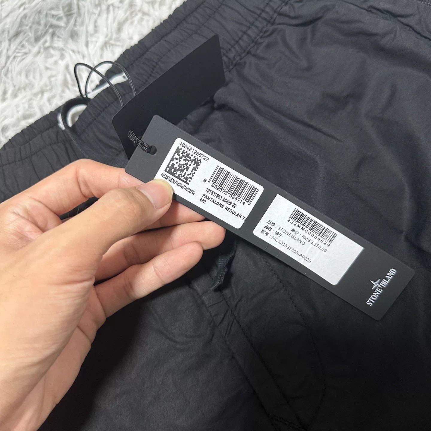 Stone Island black cargo pants by stone island Size US 32 / EU 48 - 4 Thumbnail