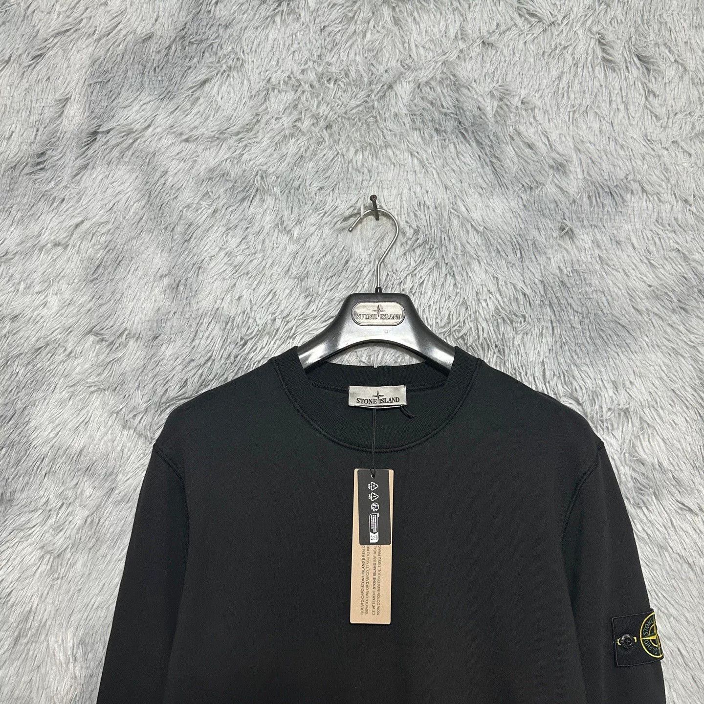 Stone Island stone island black crew neck sweatshirt L Size US L / EU 52-54 / 3 - 3 Thumbnail