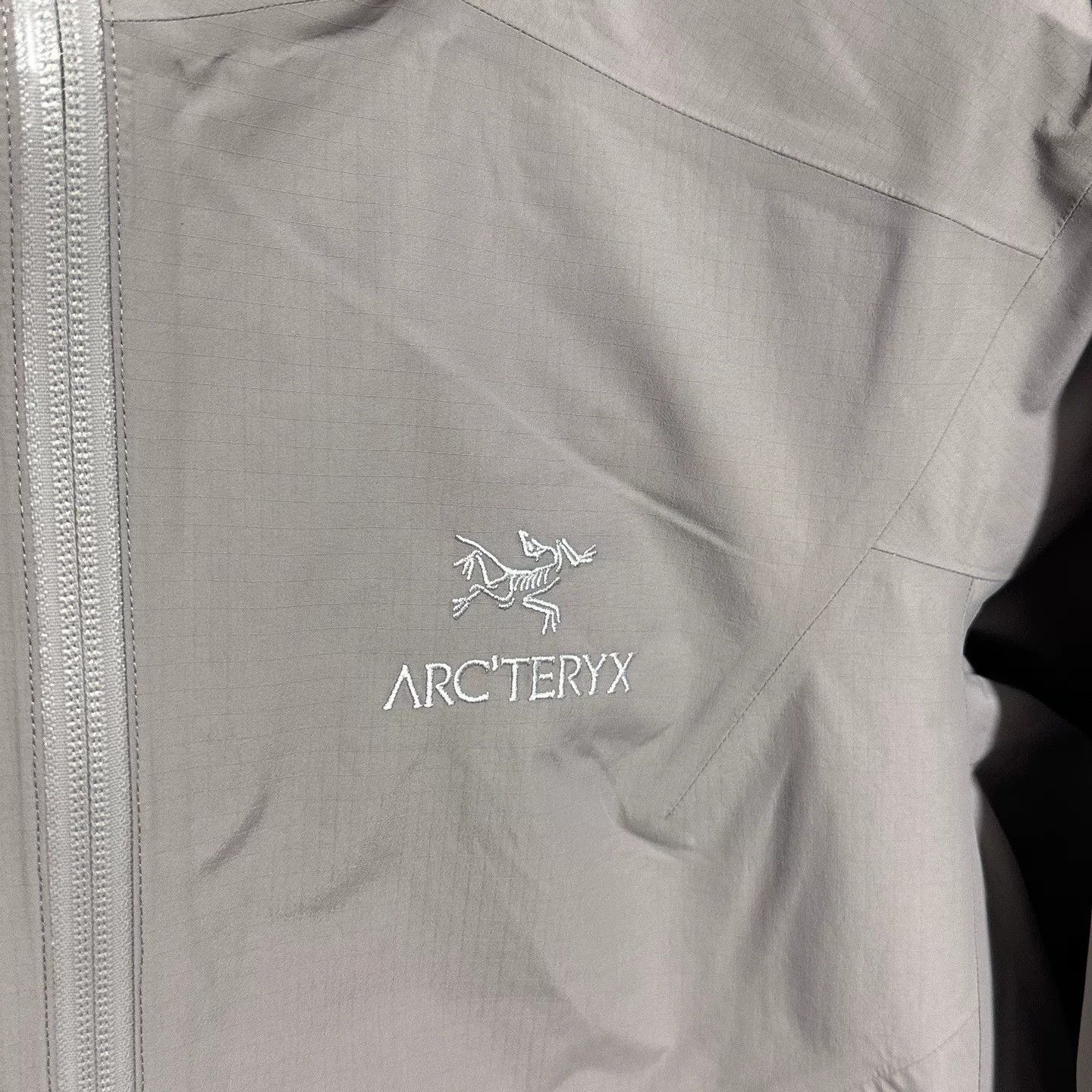 Arc'teryx Arcteryx Zeta SL Jacket in Light Purple Size US L / EU 52-54 / 3 - 4 Thumbnail