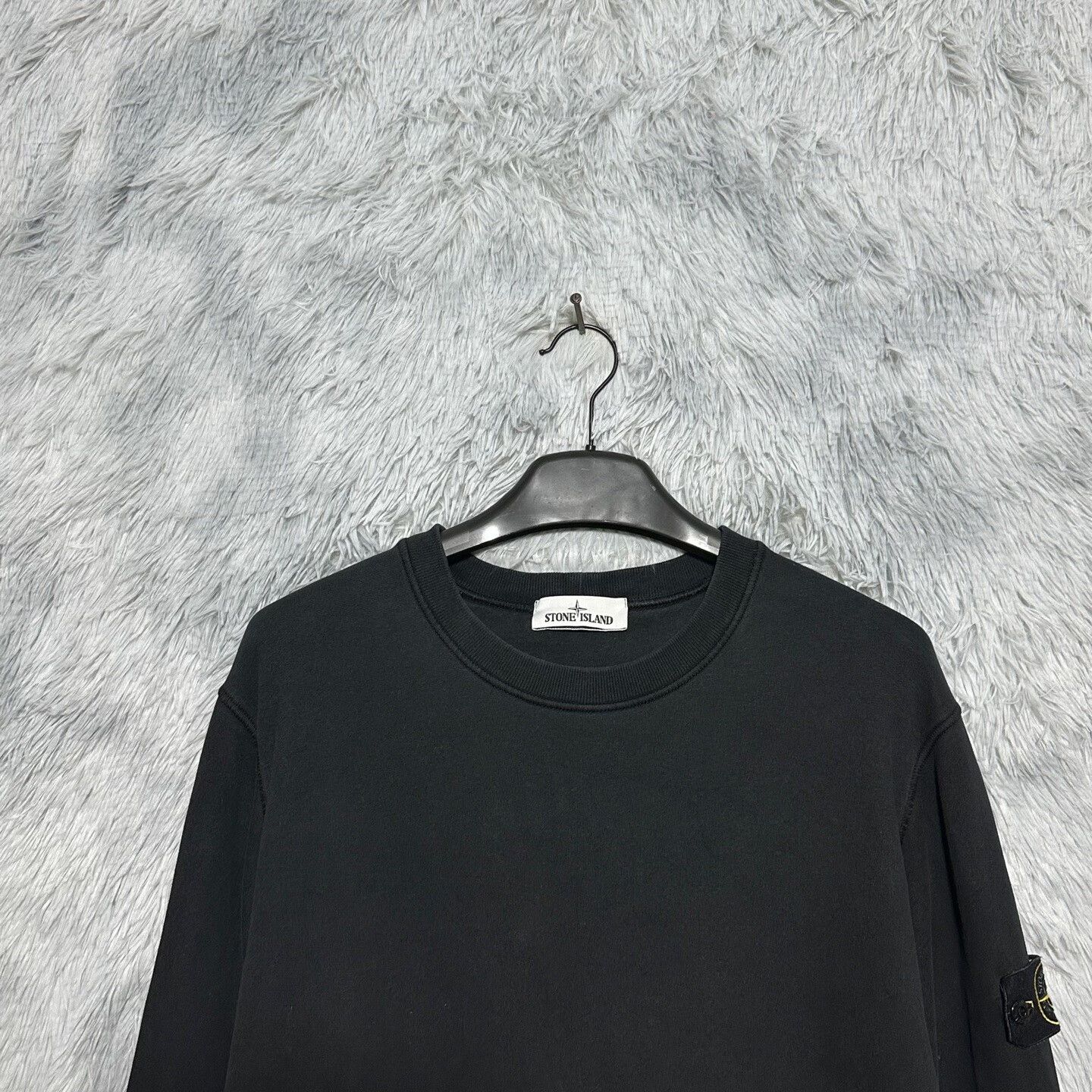 Stone Island black crew neck sweatshirt by stone island Size US XL / EU 56 / 4 - 3 Thumbnail