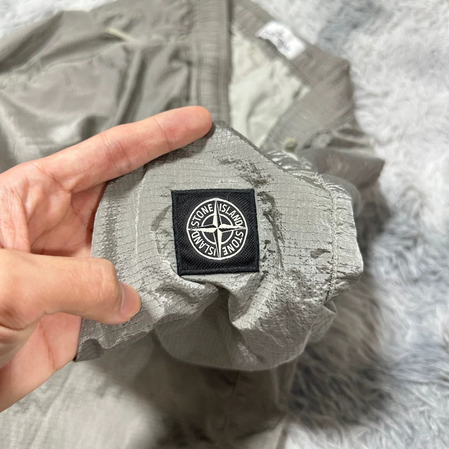 Stone Island stone island metallic nylon long pants silver Size US 28 / EU 44 - 3 Thumbnail