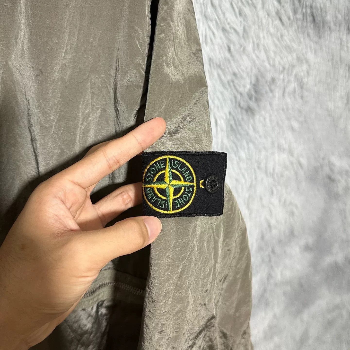 Stone Island stone island metallic nylon jacket in silver Size US XXL / EU 58 / 5 - 4 Thumbnail