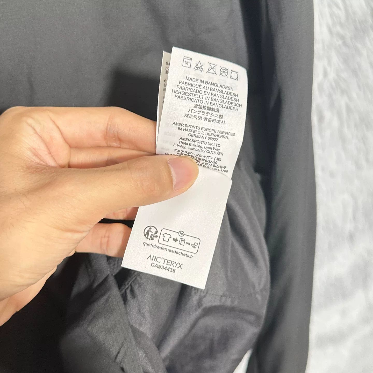 Arc'teryx Arcteryx Atom Jacket in Graphite Gray Size US S / EU 44-46 / 1 - 7 Thumbnail