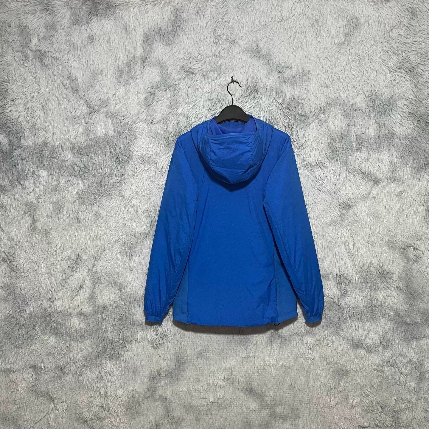 Arc'teryx Arcteryx Atom LT Hoody in Water Blue Size US XS / EU 42 / 0 - 2 Thumbnail