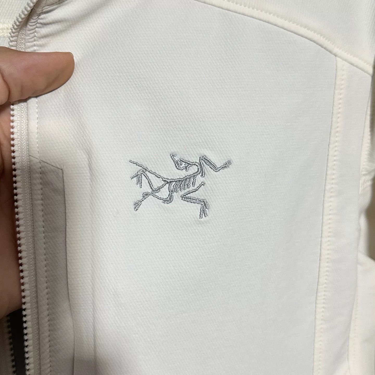 Arc'teryx arcteryx gamma softshell jacket in white Size US XS / EU 42 / 0 - 5 Thumbnail