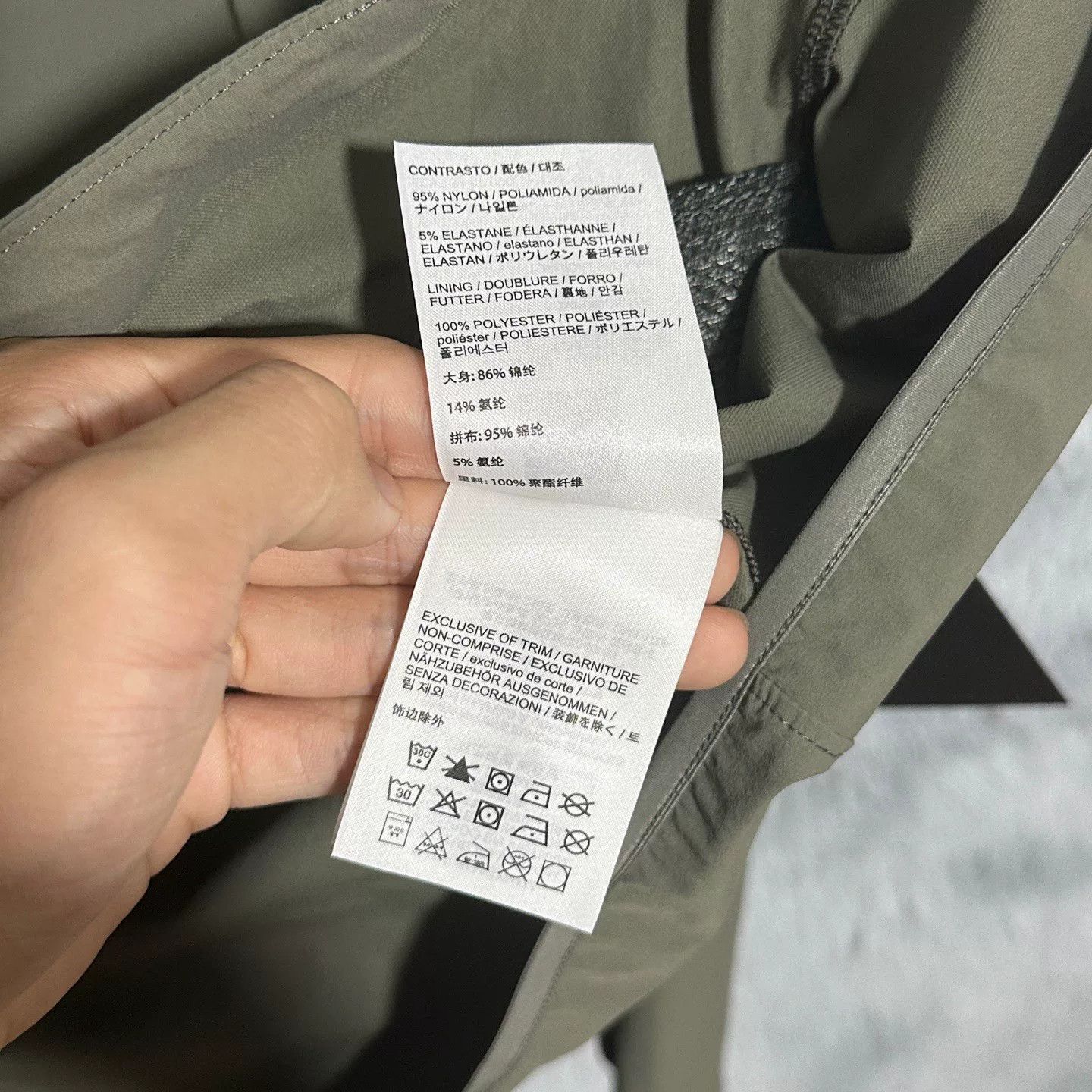 Arc'teryx Arcteryx Gamma Lightweight Hoody Jacket in Green Size US L / EU 52-54 / 3 - 8 Thumbnail