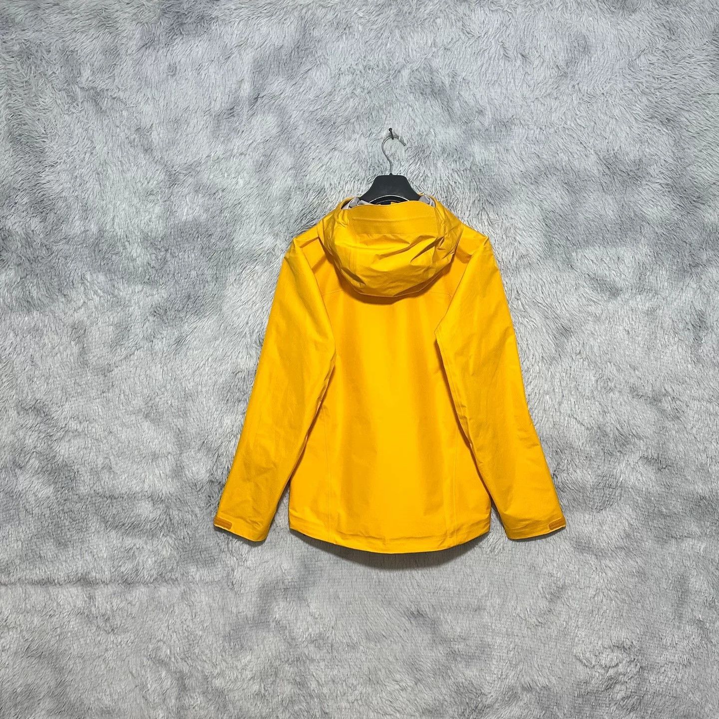 Arc'teryx arcteryx beta lt jacket yellow medium Size US M / EU 48-50 / 2 - 2 Thumbnail