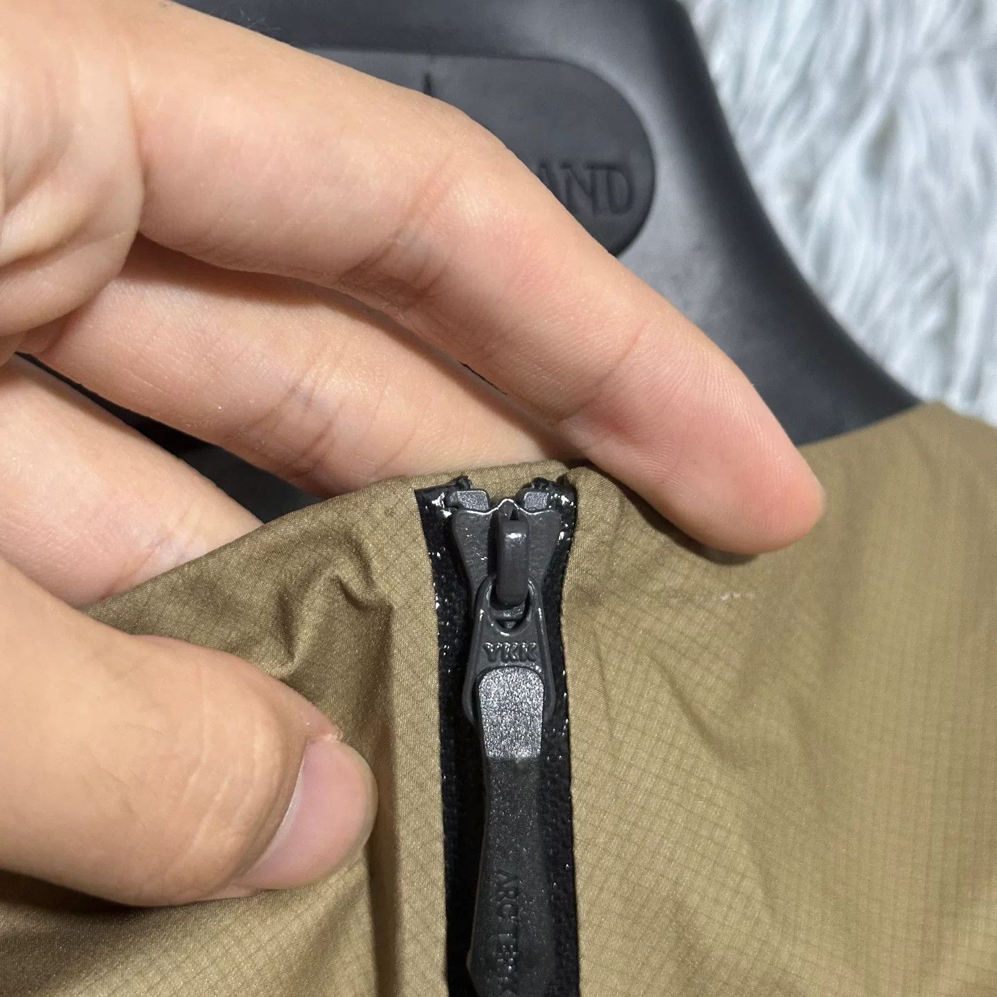 Arc'teryx lightweight arcteryx ralle jacket in brown Size US M / EU 48-50 / 2 - 4 Thumbnail