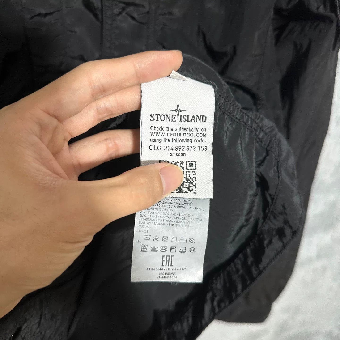 Stone Island stone island black metallic nylon jacket Size US L / EU 52-54 / 3 - 6 Thumbnail