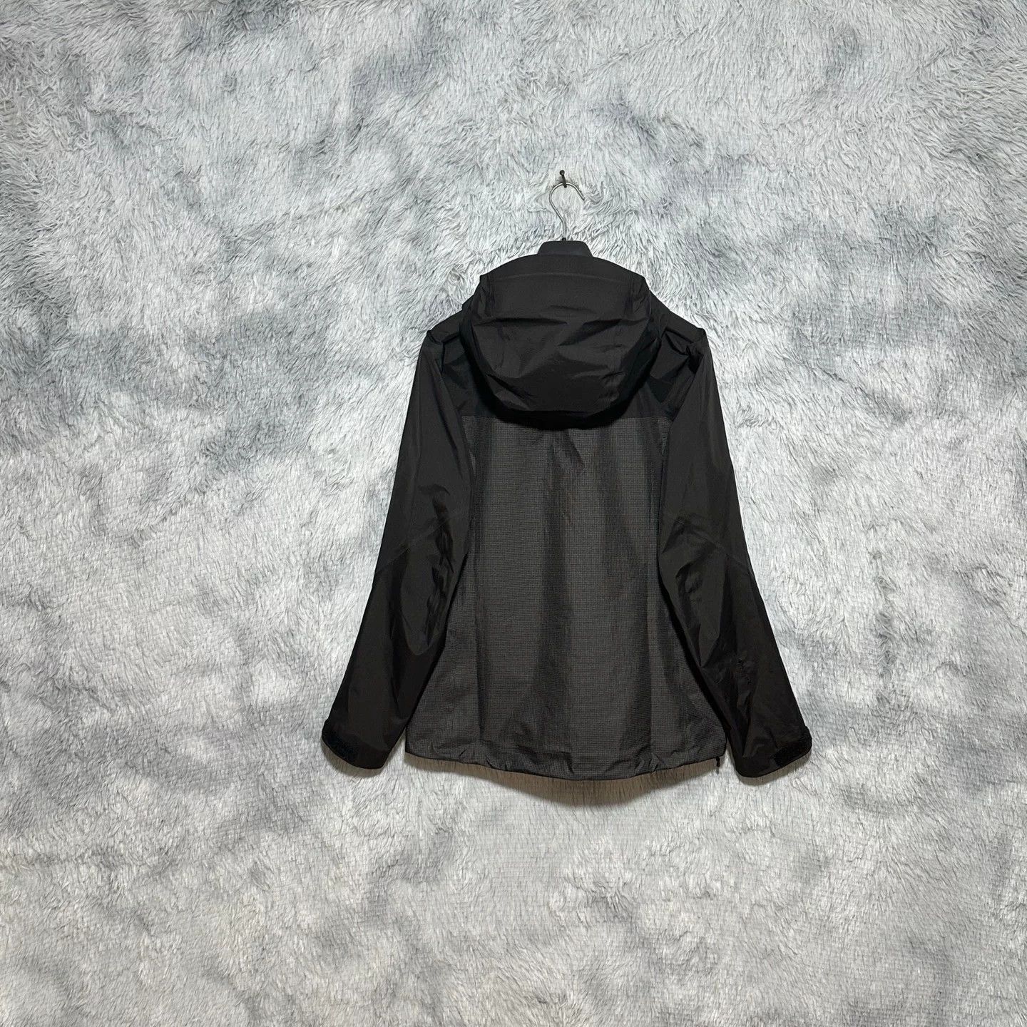 Arc'teryx black arcteryx alpha jacket with hood Size US M / EU 48-50 / 2 - 2 Thumbnail