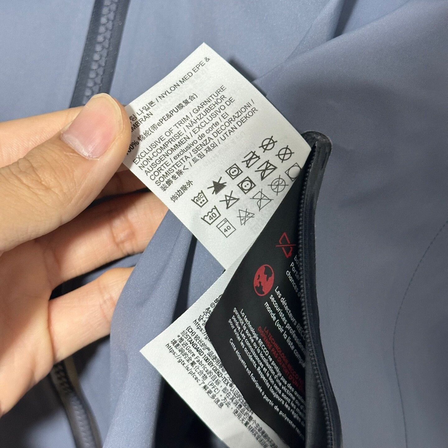 Arc'teryx Arcteryx Beta Jacket Hooded Women's Shell Size M / US 6-8 / IT 42-44 - 9 Thumbnail
