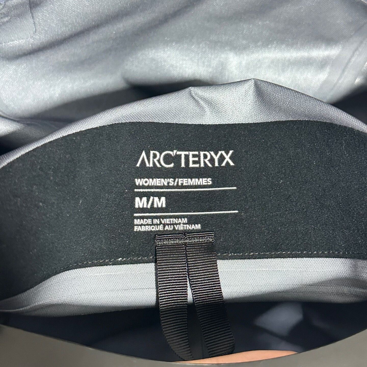 Arc'teryx Arcteryx Beta Jacket Hooded Women's Shell Size M / US 6-8 / IT 42-44 - 6 Thumbnail