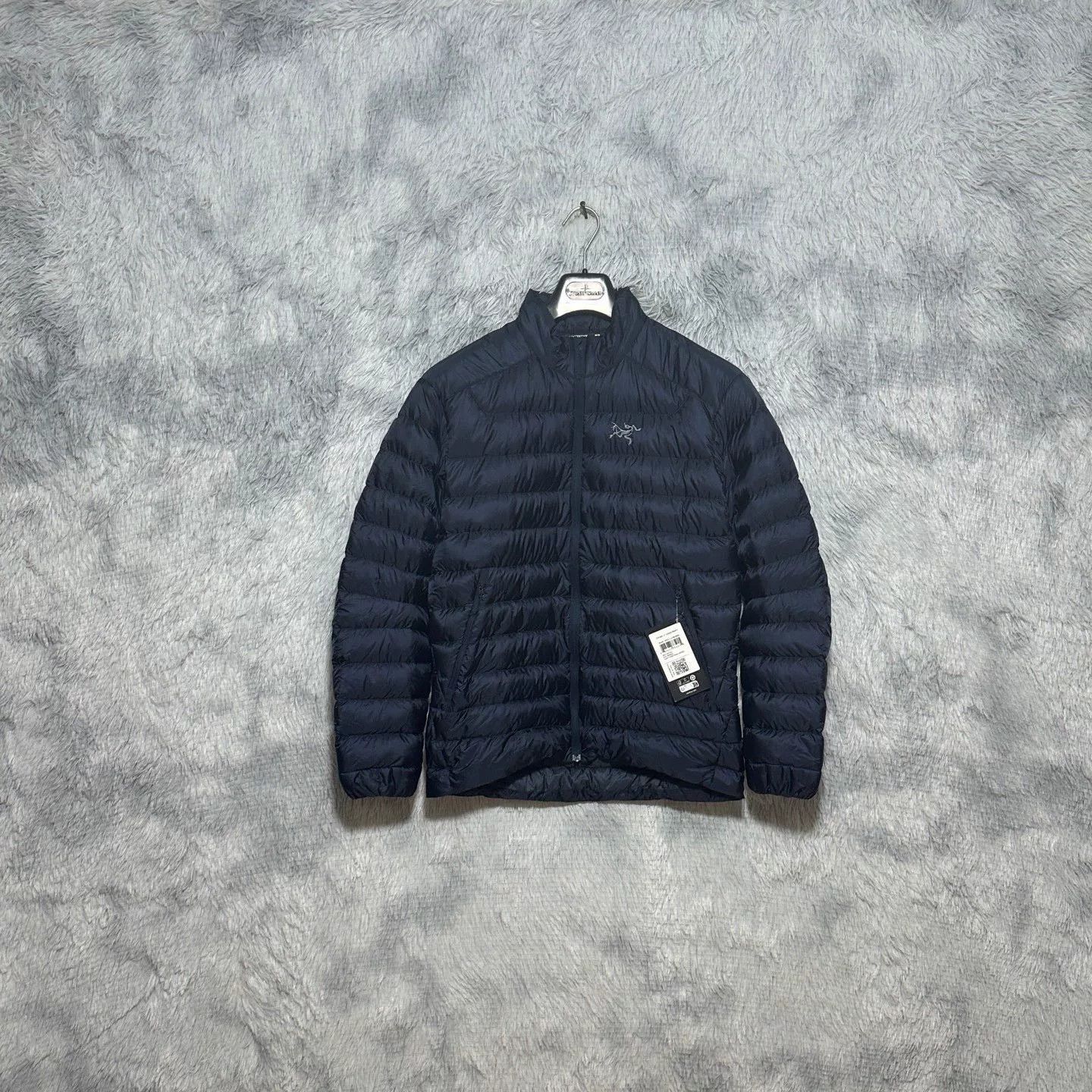Arc'teryx arcteryx cerium lt jacket deep blue medium Size US M / EU 48-50 / 2 - 6 Thumbnail
