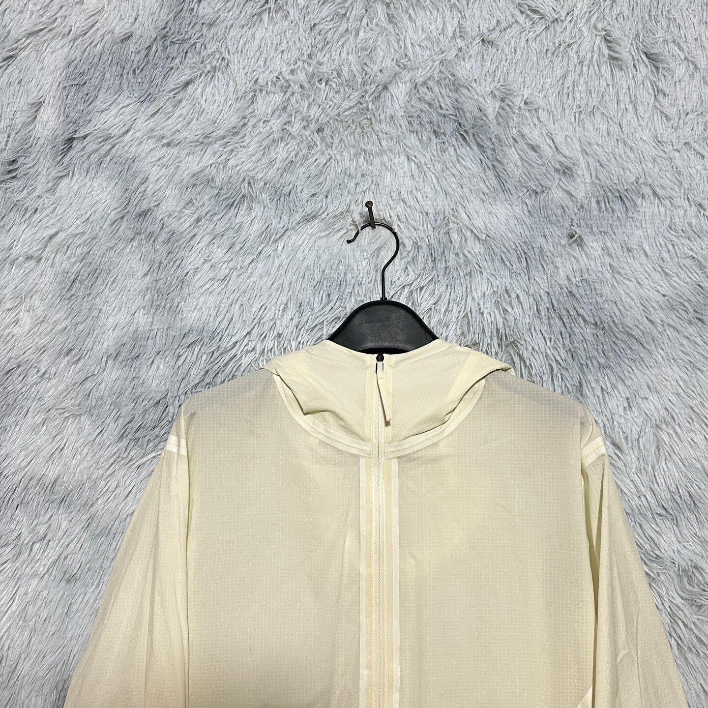 Arc'teryx arcteryx veilance demlo hooded jacket beige Size US S / EU 44-46 / 1 - 2 Thumbnail