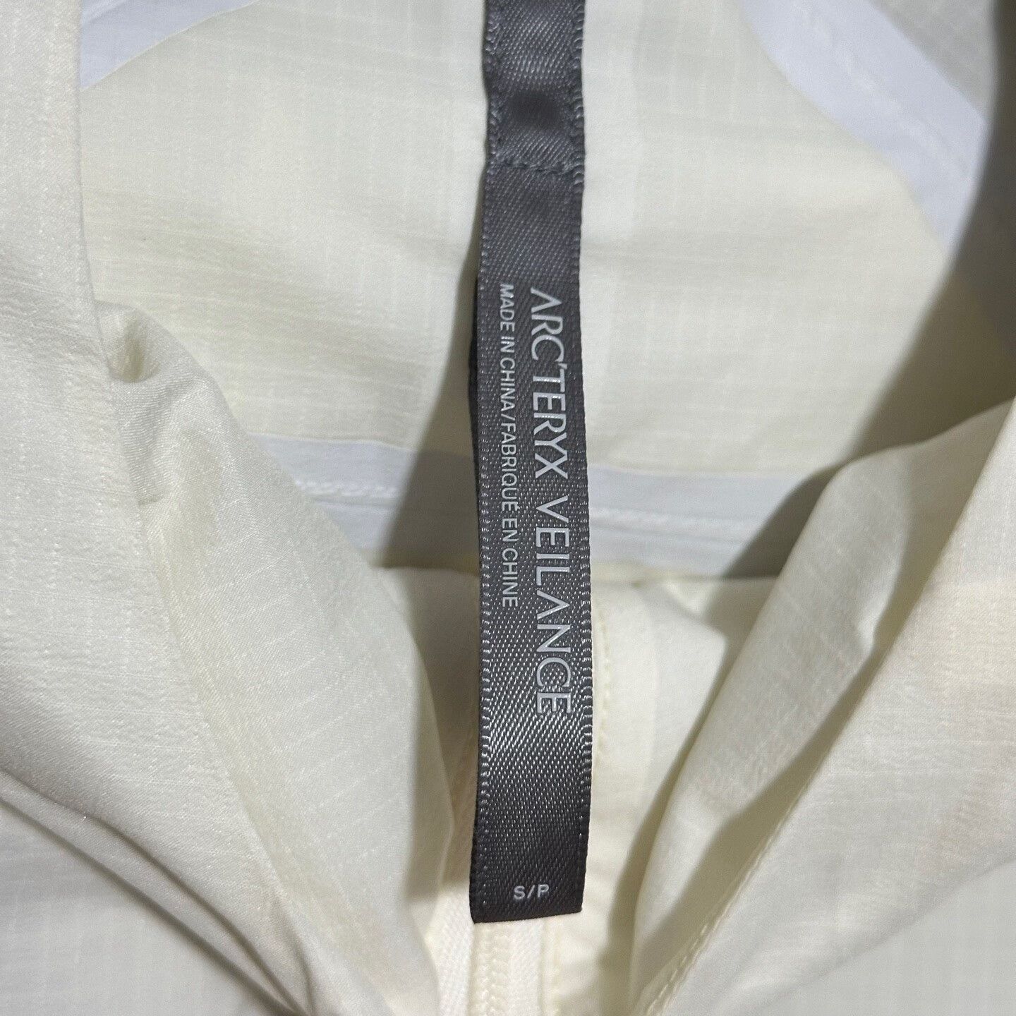 Arc'teryx arcteryx veilance demlo hooded jacket beige Size US S / EU 44-46 / 1 - 3 Thumbnail