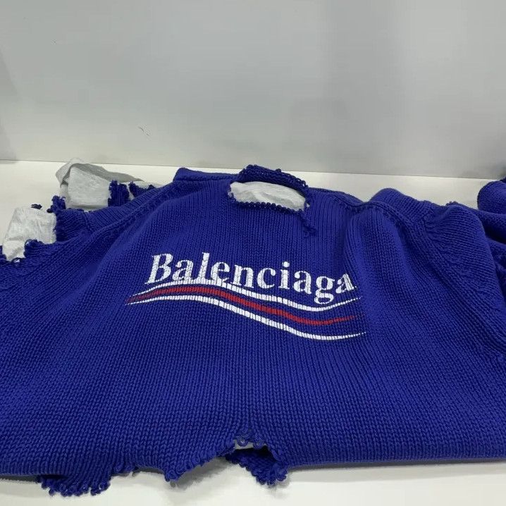 Balenciaga Balenciaga Classic Logo Embroidered Hooded Sweater Size US XS / EU 42 / 0 - 9 Thumbnail