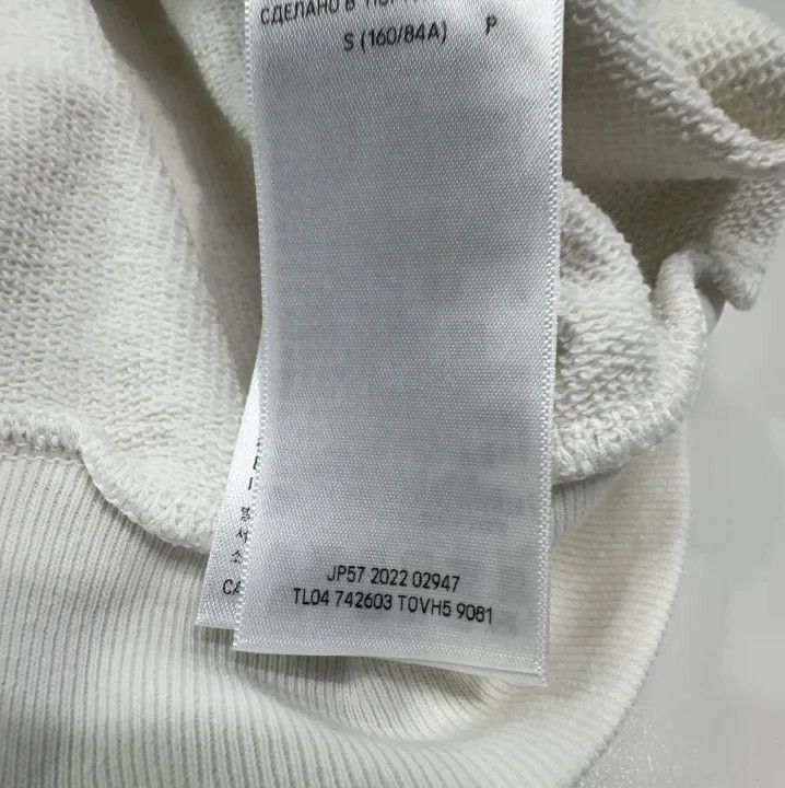 Balenciaga Balenciaga White Casual Hoodie with Heart Print Size US S / EU 44-46 / 1 - 8 Thumbnail