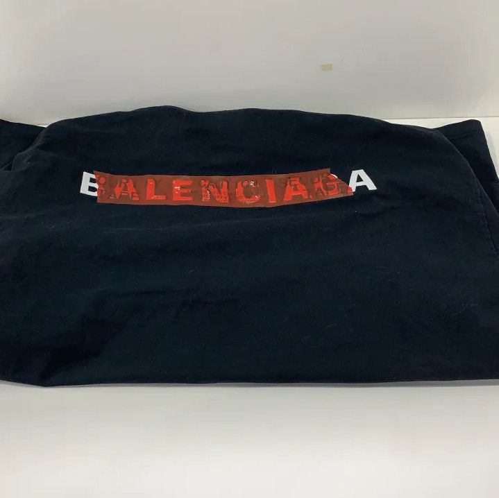 Balenciaga Balenciaga Back Graphic Regular Fit T-Shirt Size US M / EU 48-50 / 2 - 12 Thumbnail