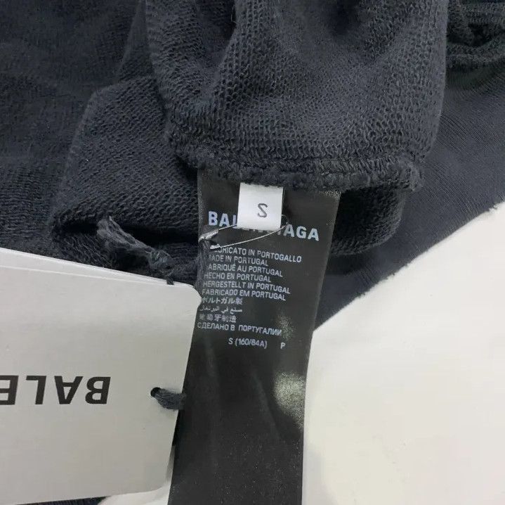 Balenciaga Balenciaga Hooded Long Sleeve Jacket for Men Size US S / EU 44-46 / 1 - 4 Thumbnail