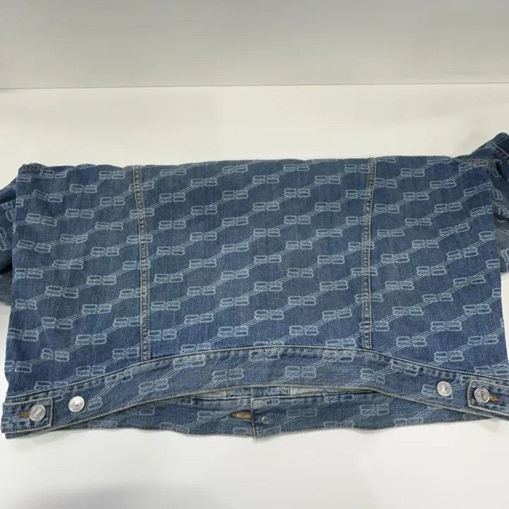 Balenciaga Balenciaga Denim Logo Button-Up Jacket Size US S / EU 44-46 / 1 - 12 Thumbnail