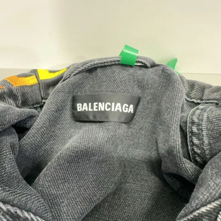 Balenciaga Balenciaga Colorful Embroidered Logo Denim Jacket Size US L / EU 52-54 / 3 - 4 Thumbnail