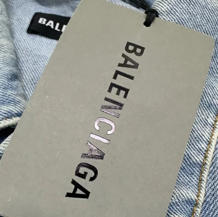 Balenciaga Balenciaga Vintage Denim Jacket with BB Embroidery Size US L / EU 52-54 / 3 - 5 Thumbnail