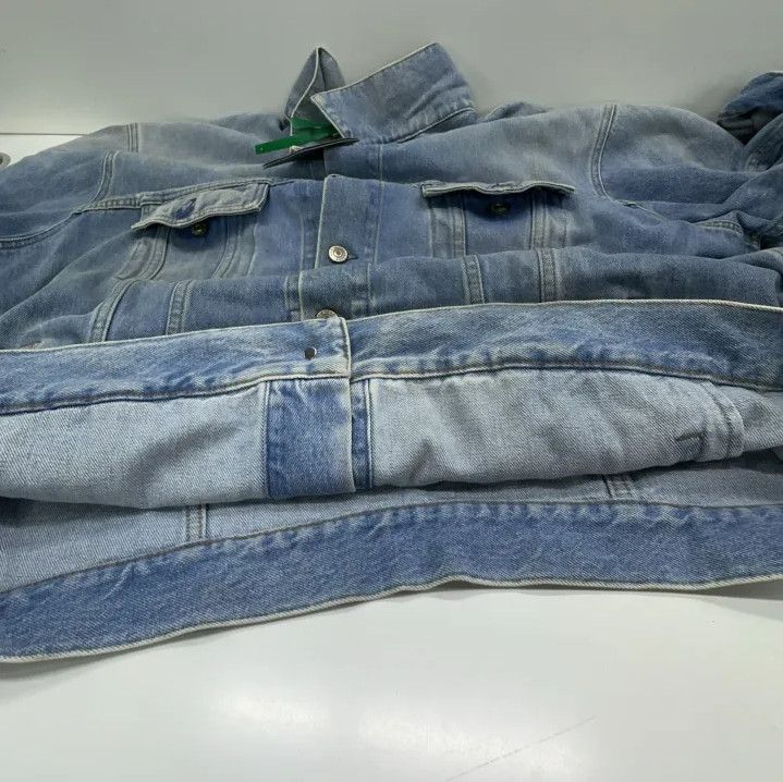 Balenciaga Balenciaga Vintage Denim Jacket with BB Embroidery Size US L / EU 52-54 / 3 - 9 Thumbnail