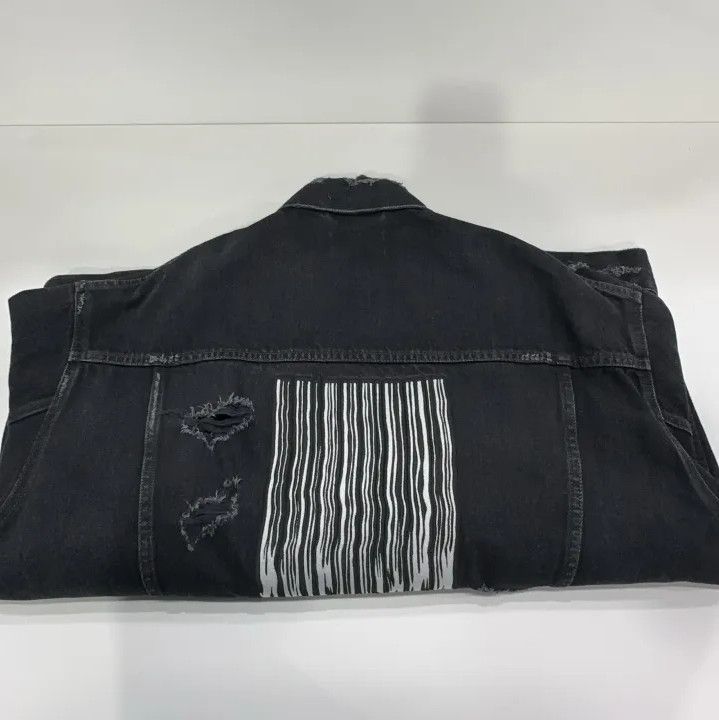 Balenciaga Balenciaga Black Distressed Denim Jacket for Men Size US S / EU 44-46 / 1 - 12 Thumbnail