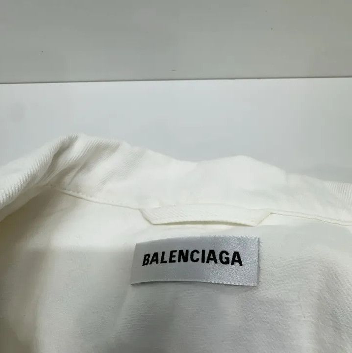Balenciaga Balenciaga White Stone Washed Denim Jacket for Men Size US L / EU 52-54 / 3 - 4 Thumbnail