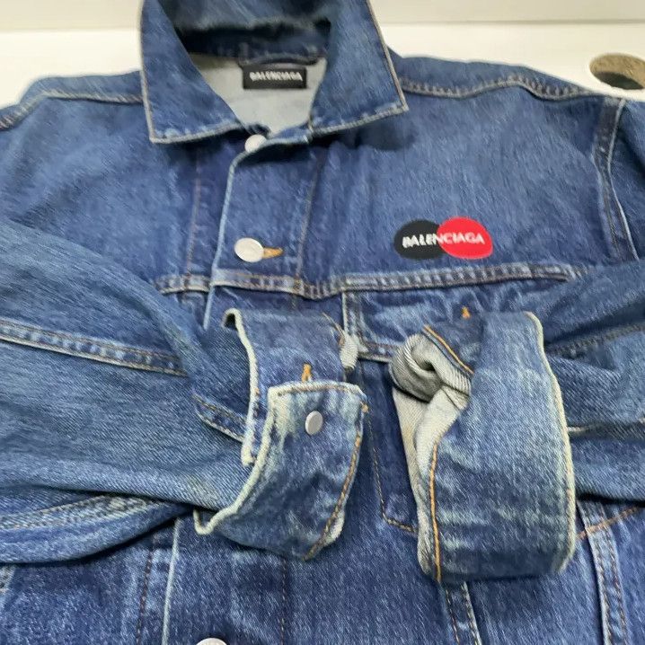 Balenciaga Balenciaga Long-Sleeve Casual Denim Jacket for Men Size US L / EU 52-54 / 3 - 12 Thumbnail