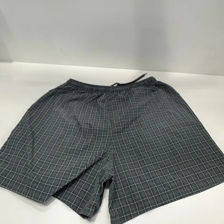 Balenciaga Balenciaga Plaid Mid Rise Beach Shorts for Men Size US 27 - 8 Thumbnail