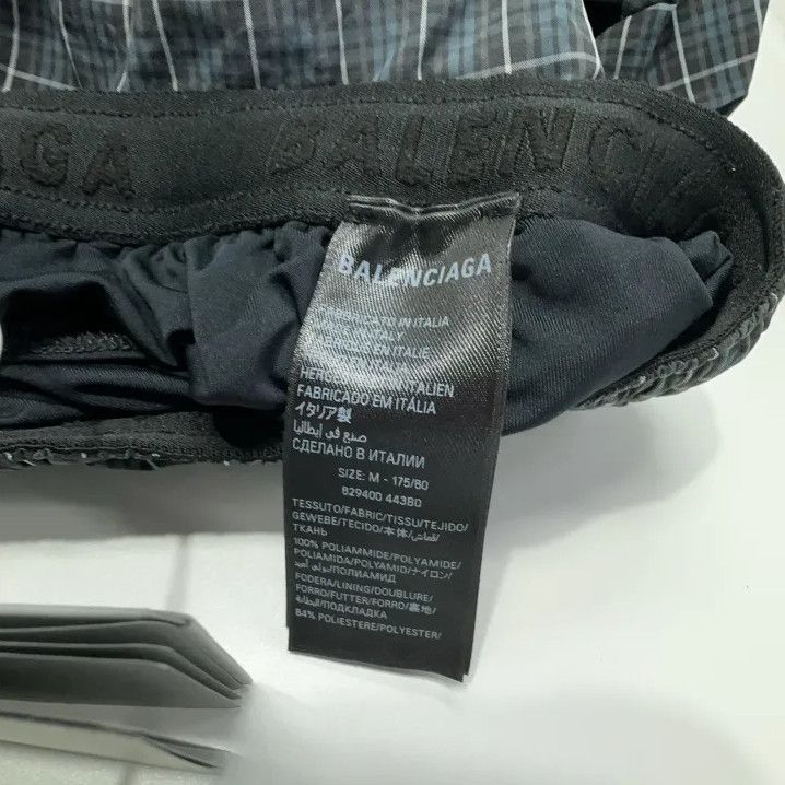 Balenciaga Balenciaga Plaid Mid Rise Beach Shorts for Men Size US 27 - 6 Thumbnail