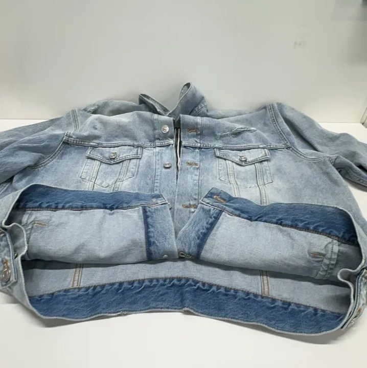 Balenciaga Balenciaga FW21 Oversized Logo Denim Jacket Size US S / EU 44-46 / 1 - 9 Thumbnail
