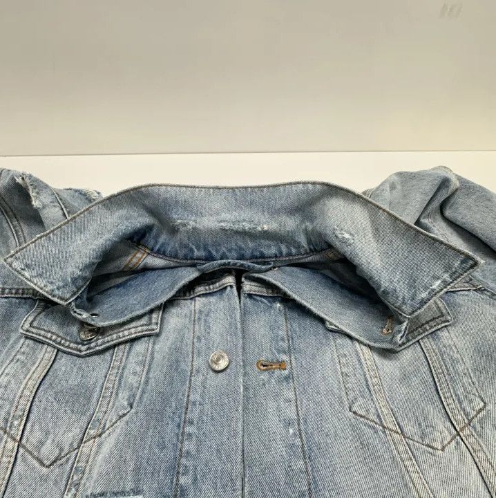 Balenciaga Balenciaga FW21 Oversized Logo Denim Jacket Size US S / EU 44-46 / 1 - 7 Thumbnail