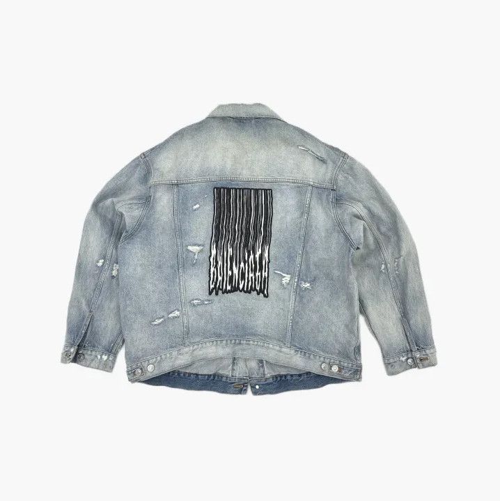 Balenciaga Balenciaga Logo Distressed Denim Jacket for All Gender Size US S / EU 44-46 / 1 - 3 Thumbnail
