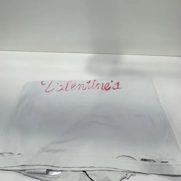 Balenciaga Balenciaga Valentine's Day Logo T-Shirt Size US S / EU 44-46 / 1 - 12 Thumbnail