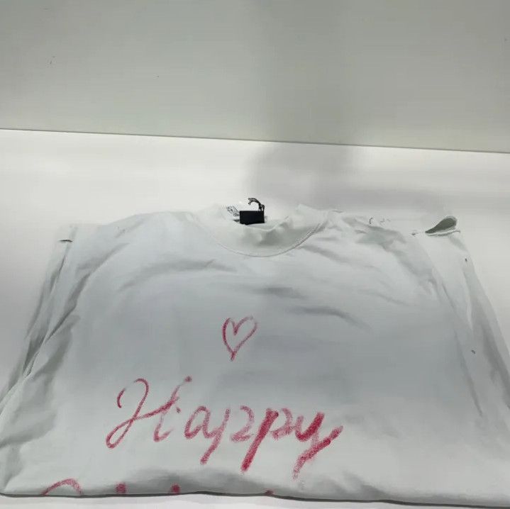 Balenciaga Balenciaga Valentine's Day Logo T-Shirt Size US S / EU 44-46 / 1 - 11 Thumbnail
