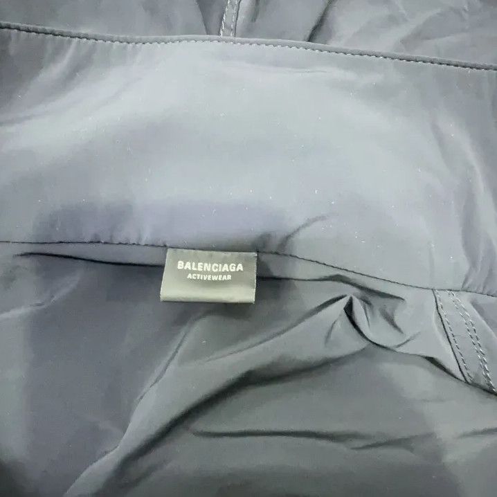 Balenciaga Balenciaga Classic Hooded Zip Jacket for Men Size US M / EU 48-50 / 2 - 4 Thumbnail